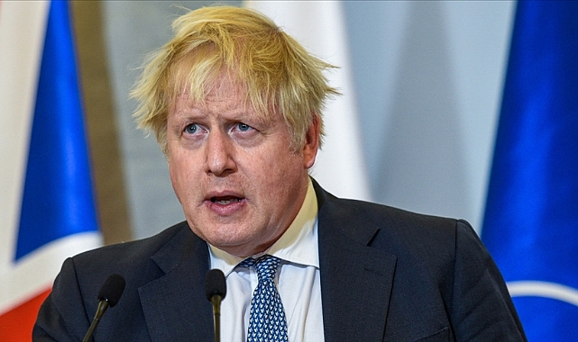 İngiltere Başbakanı Johnson'dan istifalara yanıt