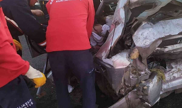 İstanbul İzmir Otobanı'nda feci kaza...5 kişi hayatını kaybetti