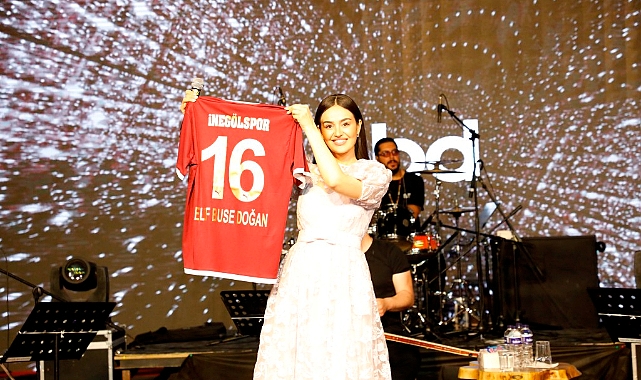 Kültür Sanat Festivali'nde Elif Buse Doğan rüzgarı esti