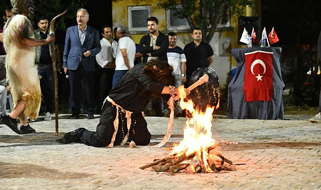 Mustafakemalpaşa'da yaşatılan 200 yıllık gelenek