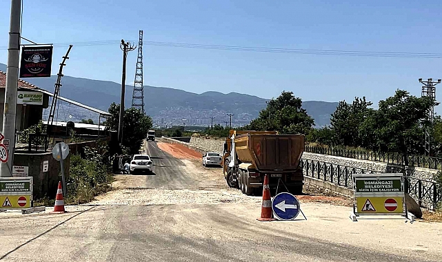 Osmangazi'de asfalt mesaisi hız kesmiyor