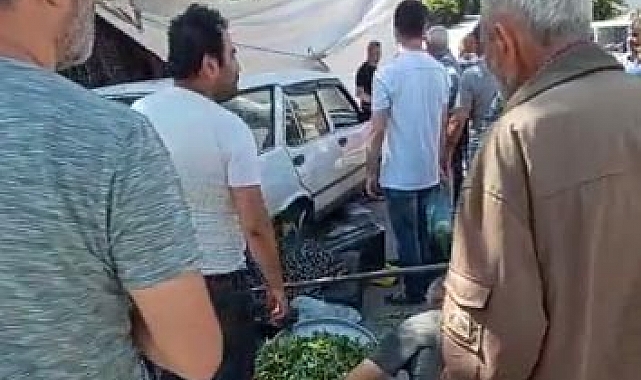 Otomobil pazara daldı, faciadan dönüldü