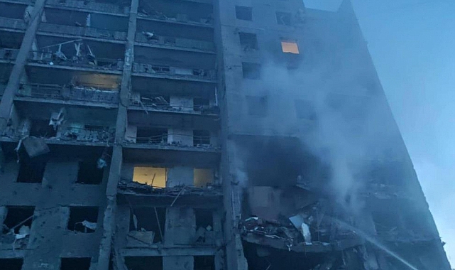 Rusya, Odessa'da sivil yerleşimleri vurdu: 18 ölü, 38 yaralı