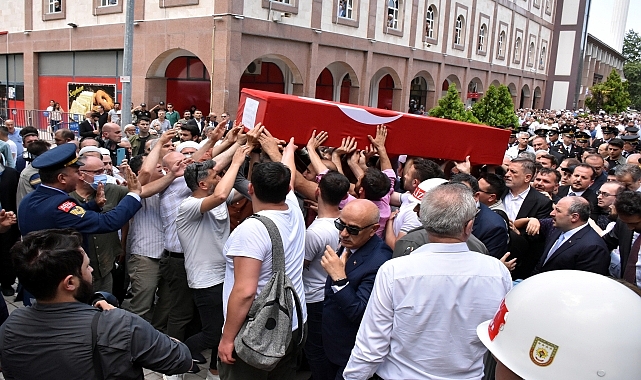 Şehit Piyade Uzman Çavuş Serkan Taşcı'nın cenazesi toprağa verildi
