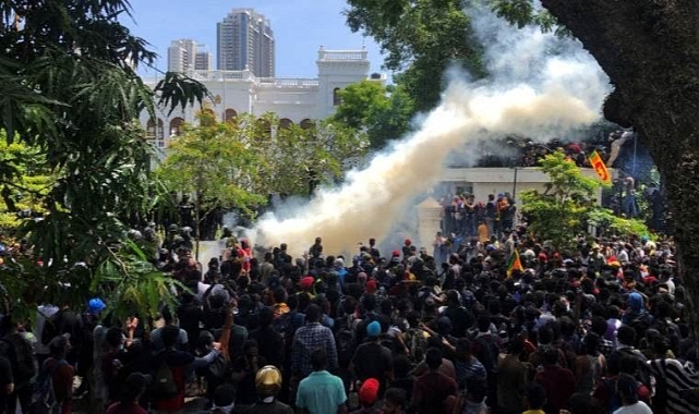 Sri Lanka'da sokağa çıkma yasağı ilan edildi