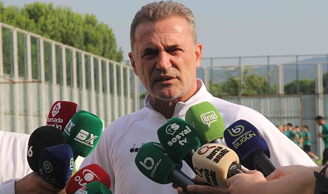 Tahsin Tam: "Bursaspor'u play-off yarışında tutmak istiyoruz"