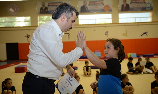 Yıldırım Yaz Spor Okulları'da sertifika heyecanı