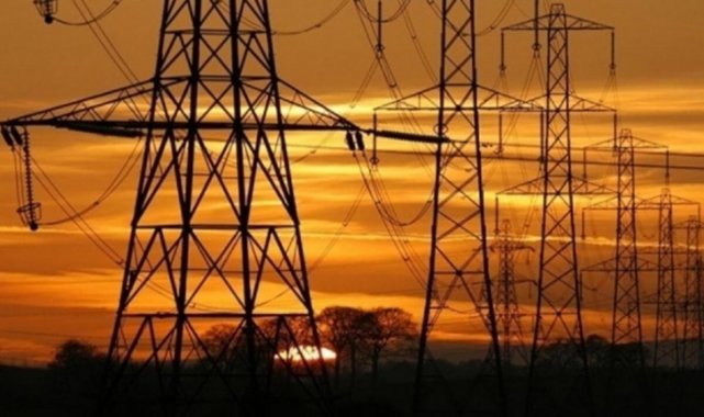 Bakan Dönmez açıkladı! Yenilenebilir enerjide rekor geldi