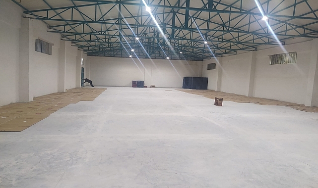 Bursa'da çadırlarını su basan mevsimlik işçilere geçici konaklama imkanı sağlandı
