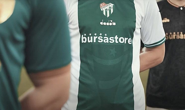 Bursaspor, 3 bin 756 adet yeni sezon forması sattı