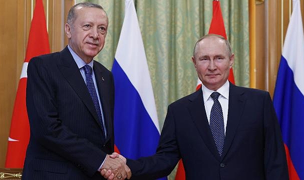 Cumhurbaşkanı Erdoğan Rusya Devlet Başkanı Putin'le bir araya geldi