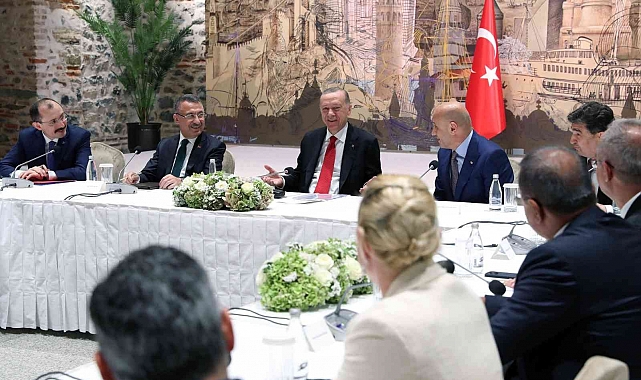 Cumhurbaşkanı Erdoğan, TİM Başkanı ve yönetim kurulu üyelerini kabul etti