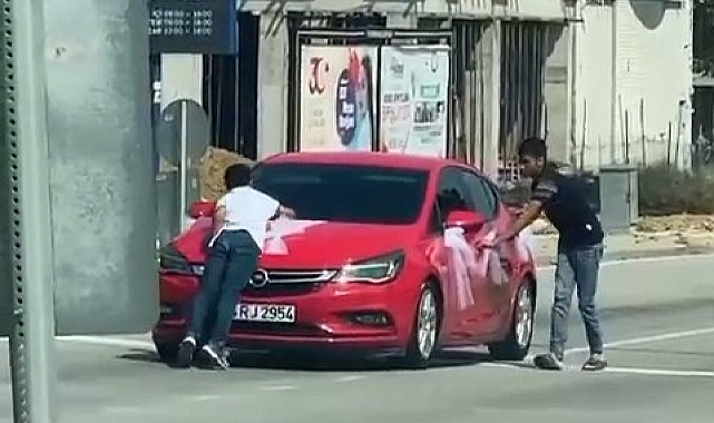 Düğün konvoyunda ölümüne bahşiş mücadelesi