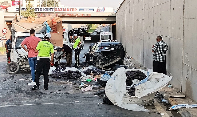 Feci kaza sonrası ortalık savaş alanına döndü