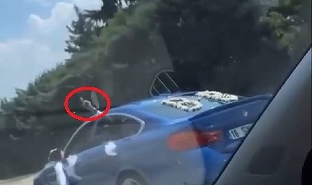 Gelin arabasından havaya ateş açtı