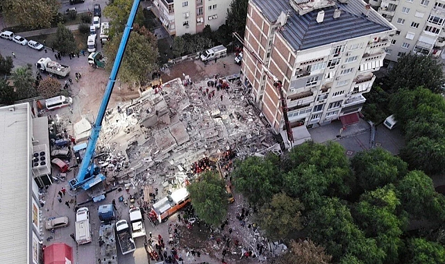 Kuşadası Körfezi'ndeki deprem sonrası önemli uyarı!