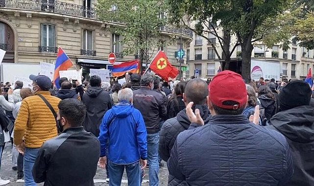 Azerbaycan'ın Paris Büyükelçiliğine saldırı