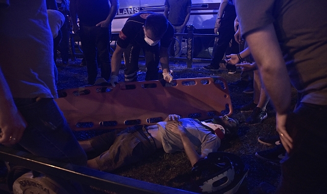 Bursa'da 3 otomobilin karıştığı kazada biri ağır 2 kişi yaralandı