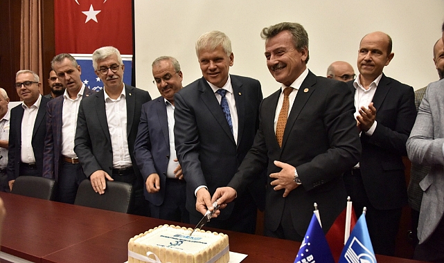 BUSKİ 33 yaşında