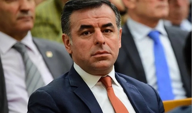 Eski CHP Milletvekili Barış Yarkadaş, HDP oylarıyla seçilen belediyelerden ihale alan İyi Partililer olduğunu iddia etti