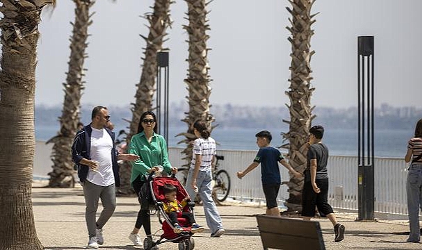 Hava sıcaklıkları yarından itibaren düşecek