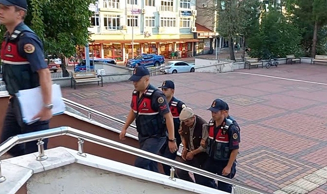 'Kesik baş' cinayetinde çelişkili ifadeler veren kardeş tutuklandı