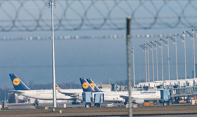 Lufthansa, pilotların yarınki grevi nedeniyle 800 uçuşu iptal etti