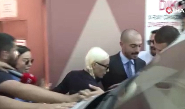Şarkıcı Gülşen'in ev hapsinin kaldırılmasına yönelik talebi reddedildi.