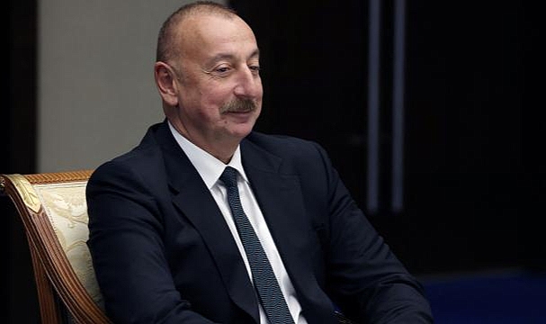 Aliyev: Bölgede uzun vadeli barıştan yanayız