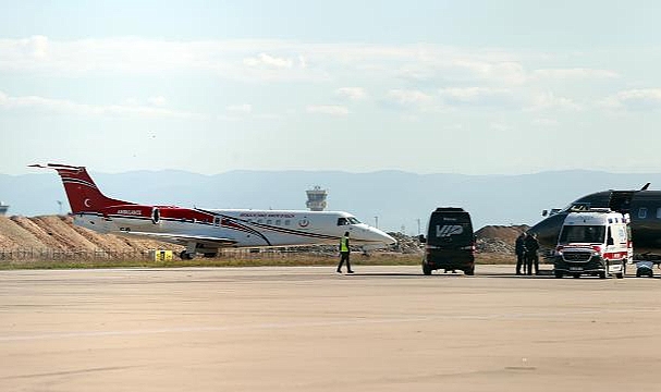 Azerbaycan'da kaza geçiren Binali Yıldırım İstanbul'a geldi