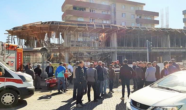 Balıkesir'de inşaat çöktü: 5 yaralı