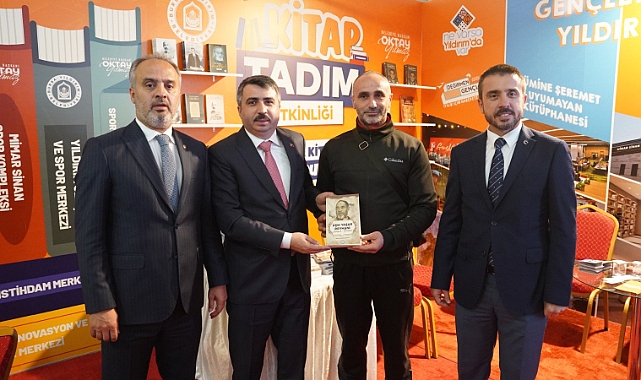 Başkan Yılmaz'ın gençlik yatırımlarına iki ödül birden