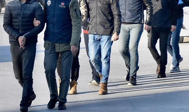 Bursa ve 3 şehirde FETÖ'ye finansal yardım sağlayanlara operasyon