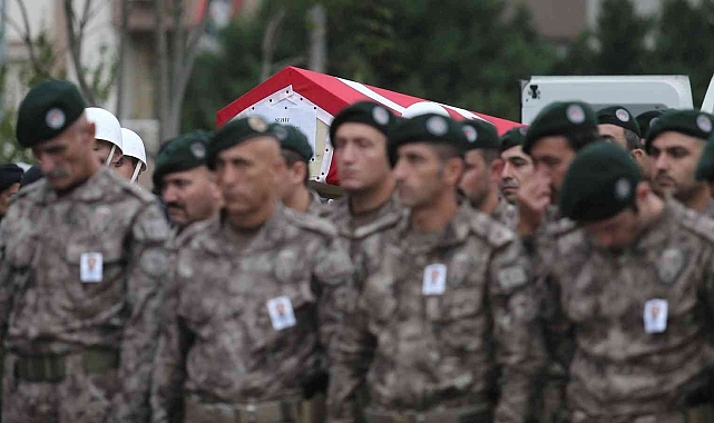 Bursa'da aile içi şiddet olayı sonucu Şehit olan polis için tören düzenlendi