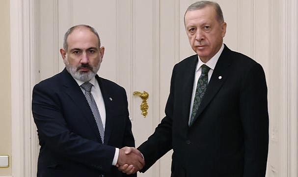 Cumhurbaşkanı Erdoğan, Ermenistan Başbakanı Paşinyan'ı kabul etti