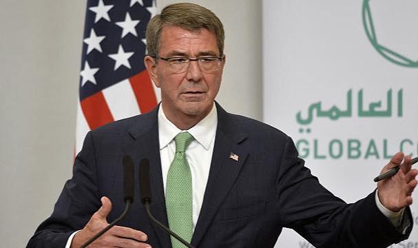 Eski ABD Savunma Bakanı Carter öldü