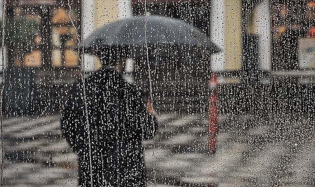 Meteorolojiden bazı bölgeler için kuvvetli yağış ve fırtına uyarısı
