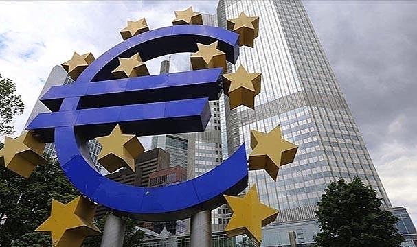 Avrupa Merkez Bankası'ndan faiz artırımına devam sinyali