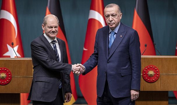 Cumhurbaşkanı Erdoğan, Scholz ile görüştü