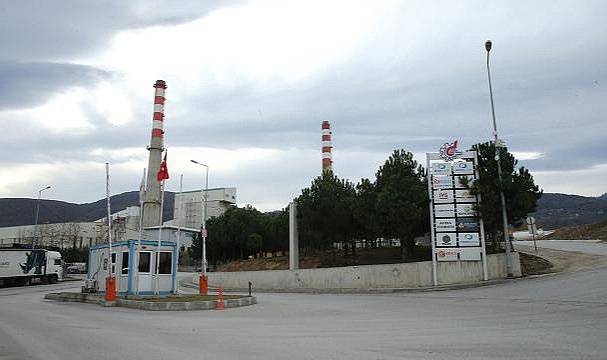 Düzce 2. Organize Sanayi Bölgesi'nde bazı fabrikalar üretime bir gün ara verdi