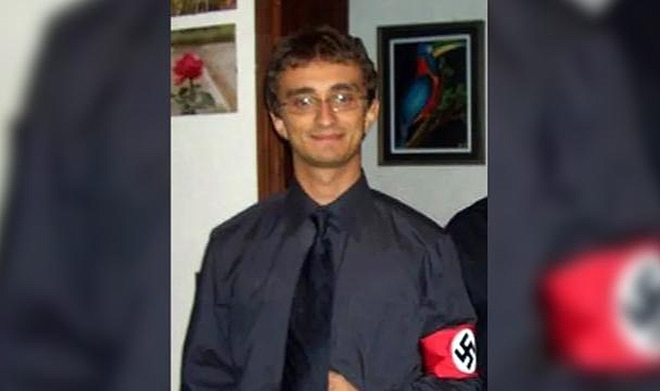 İtalya'da yeni bakan yardımcısının Nazi kol bandıyla çekilmiş fotoğrafı tartışılıyor