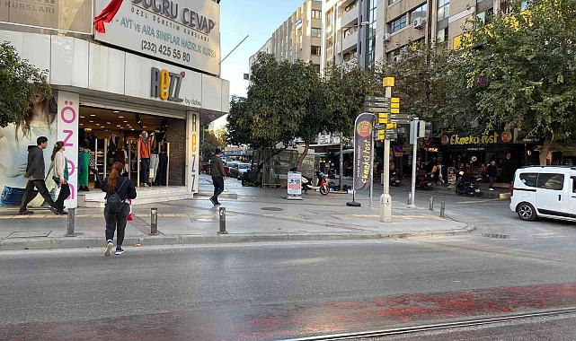 İzmir'de 3.7 büyüklüğünde deprem