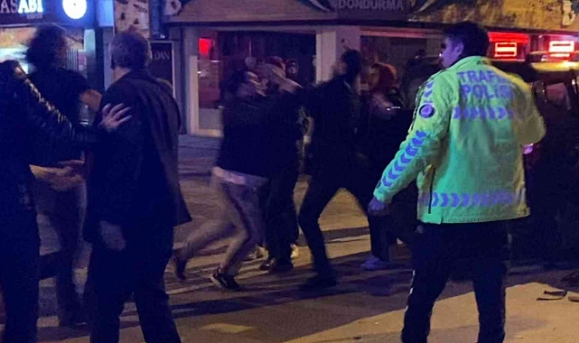 Kazanın ardından tekmeli yumruklu kavga kamerada