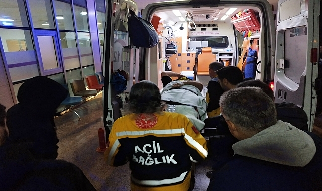 Minübüs çarpan Başkomiser yaralandı