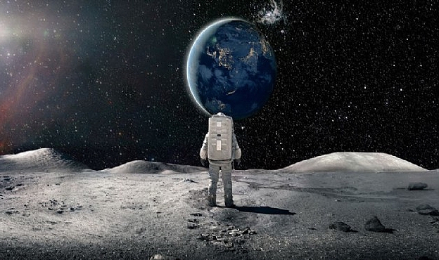 NASA Ay'da yaşam için tarih verdi