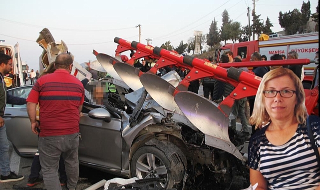 Otomobil pulluk takılı traktöre saplandı
