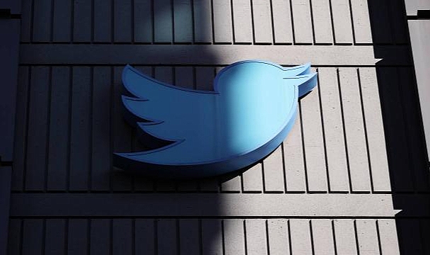 Twitter'da istifa dalgası yaşanıyor