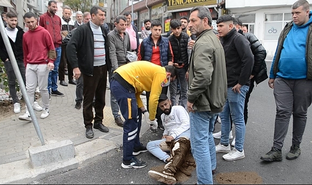 Yumruk attığı adam tarafından bıçaklandı