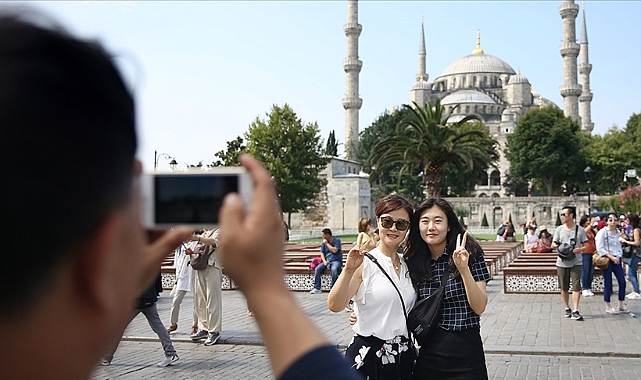 2022'de 42 milyon yabancı turist geldi