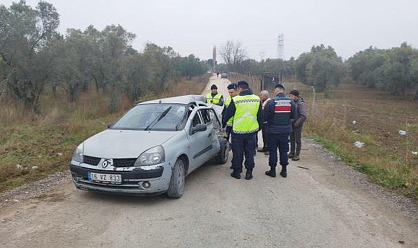 Bursa'da kazaya karışan otomobilin çarptığı kepçe operatörü hayatını kaybetti